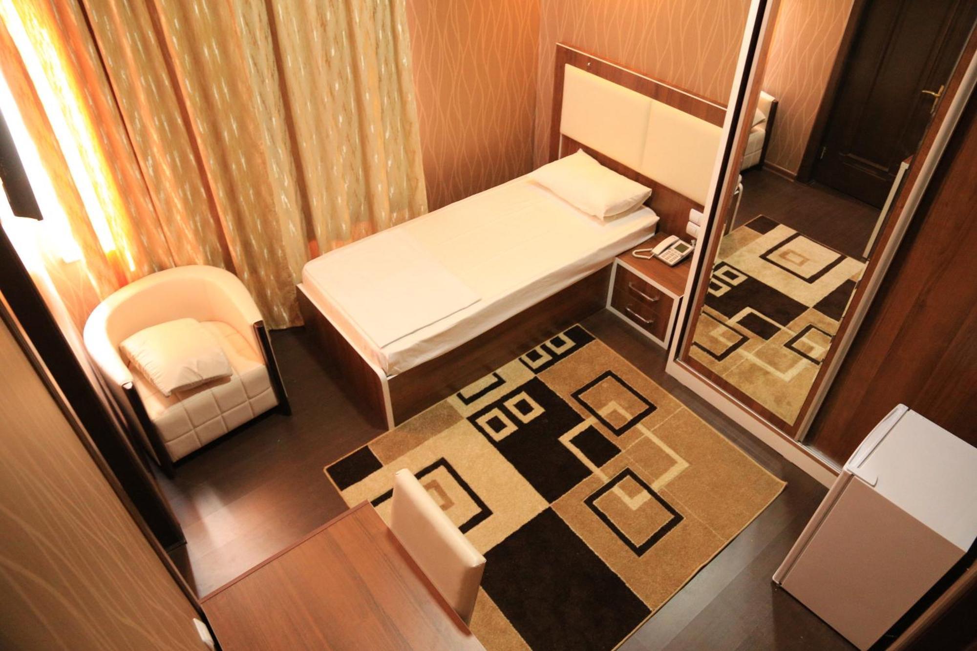 Sipehr Hotel Chkalovsk Стая снимка